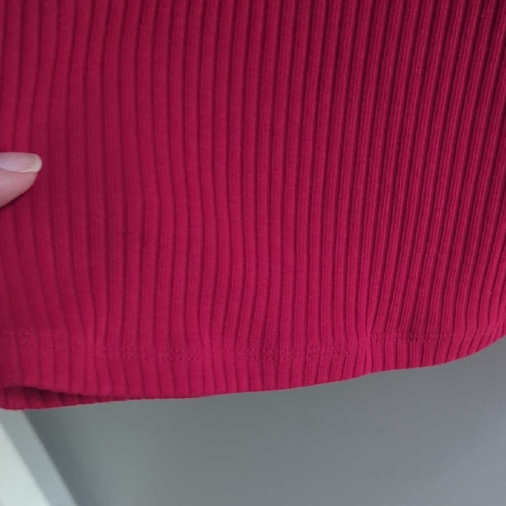 Old Navy Ribbed Long Sleeve Dress - Picture 6 of 8